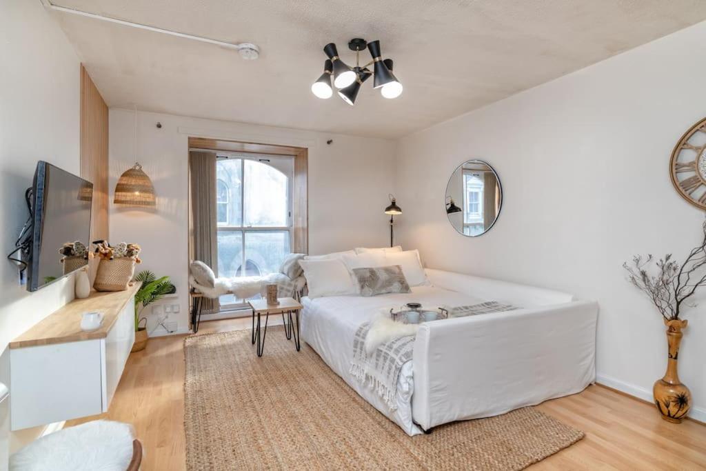 Silver Stone Suite - In The Heart Of แอเบอร์ดีน ภายนอก รูปภาพ
